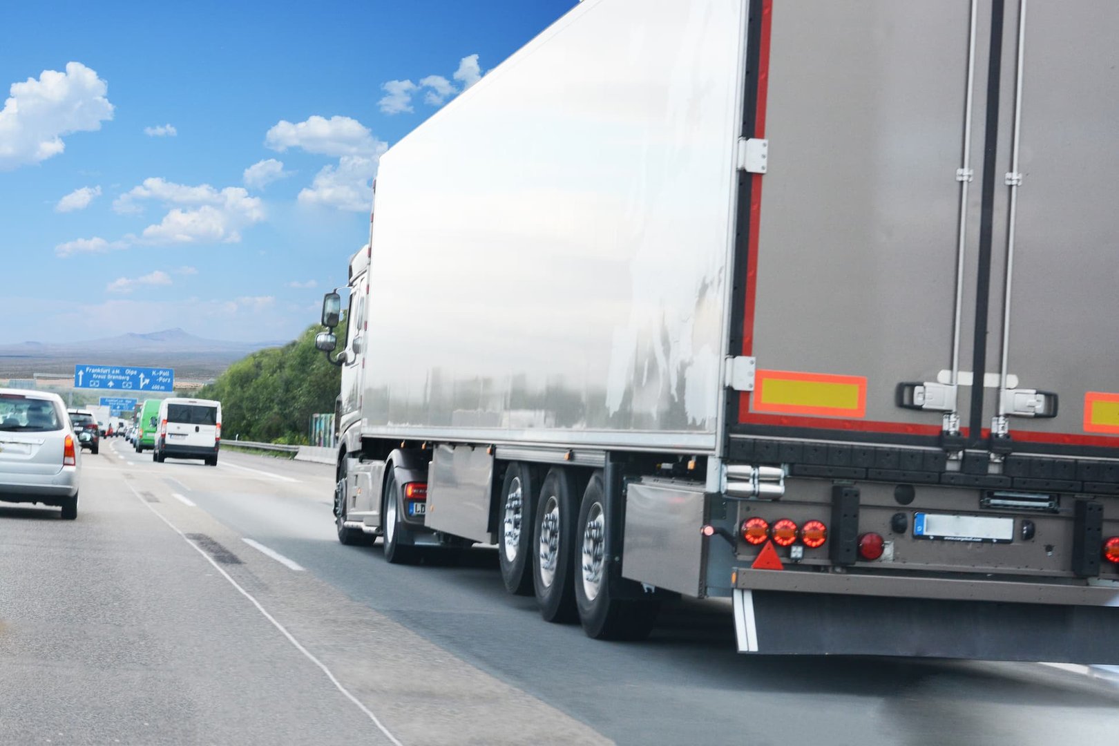 road-freight-ltl-banner-2